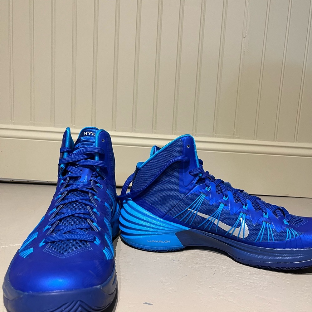 Nike Vibrant Blue High-Top Basketball Sneakers